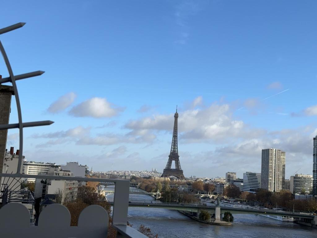 Appartement Vue Tour Eiffel Paris 16 Eme エクステリア 写真